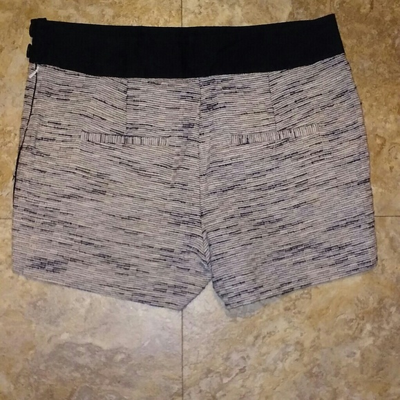 Ann Taylor Loft shorts - Picture 2 of 6